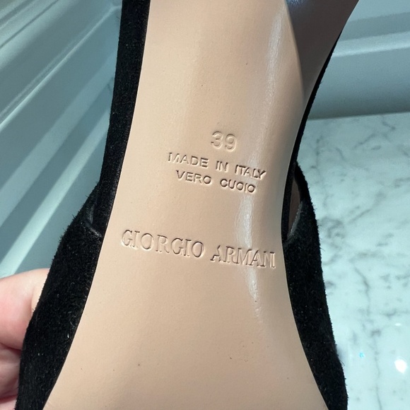 Giorgio Armani Pumps Suede Leather Ankle Strap Heel Size 39 - Picture 8 of 10